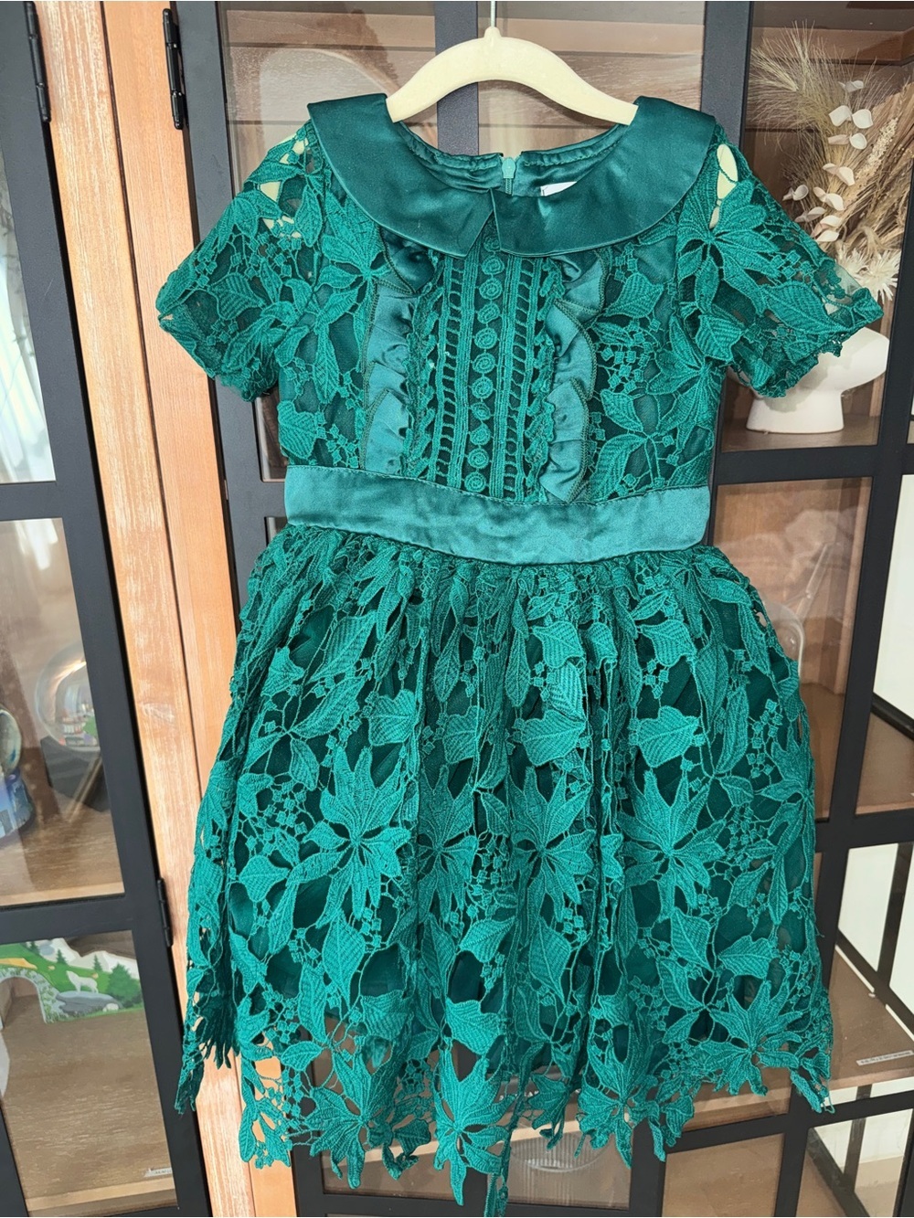 Lace applique floral emerald green dress short sleeve formal evangelina collar